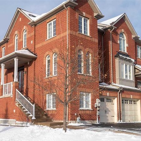 Jazzy Home Stay Mississauga Eksteriør billede