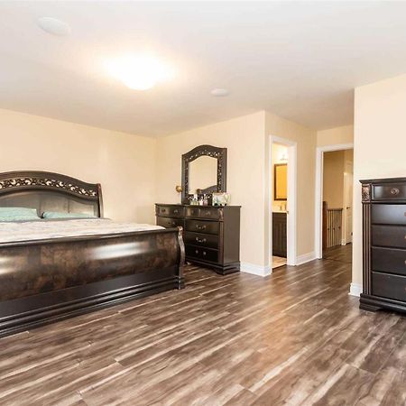 Jazzy Home Stay Mississauga Eksteriør billede